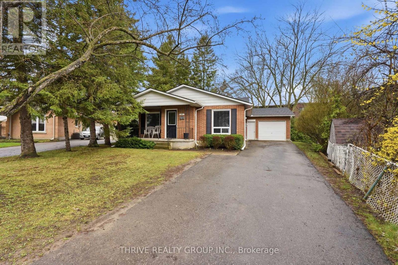 447 Castlegrove Court N, London North, Ontario  N6G 1L2 - Photo 2 - X13019190