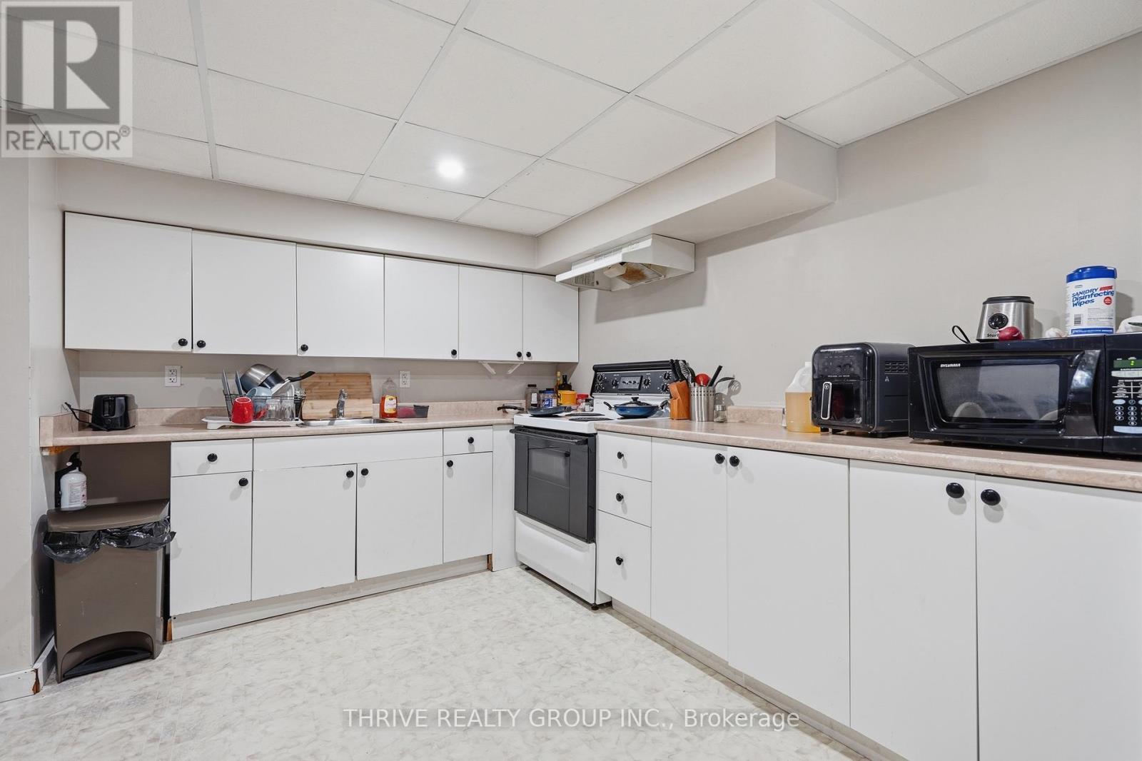 447 Castlegrove Court N, London North, Ontario  N6G 1L2 - Photo 31 - X13019190