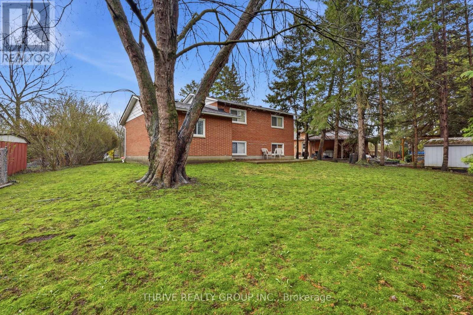 447 Castlegrove Court N, London North, Ontario  N6G 1L2 - Photo 45 - X13019190