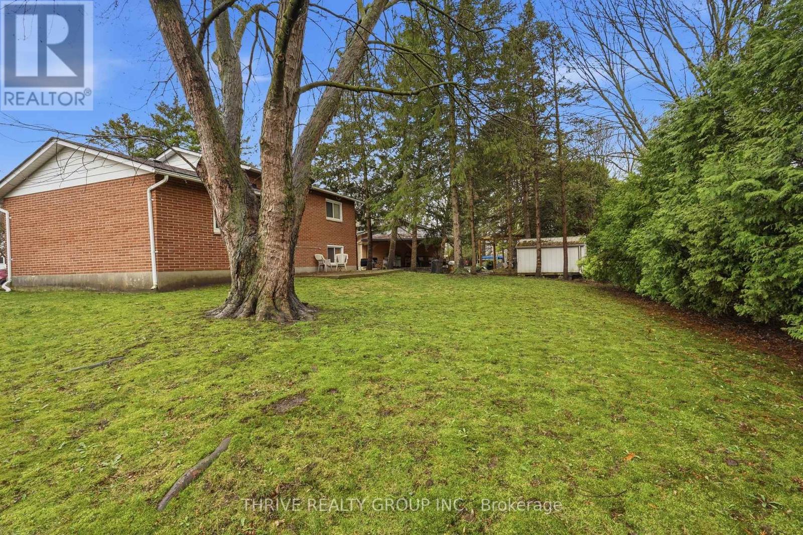 447 Castlegrove Court N, London North, Ontario  N6G 1L2 - Photo 46 - X13019190
