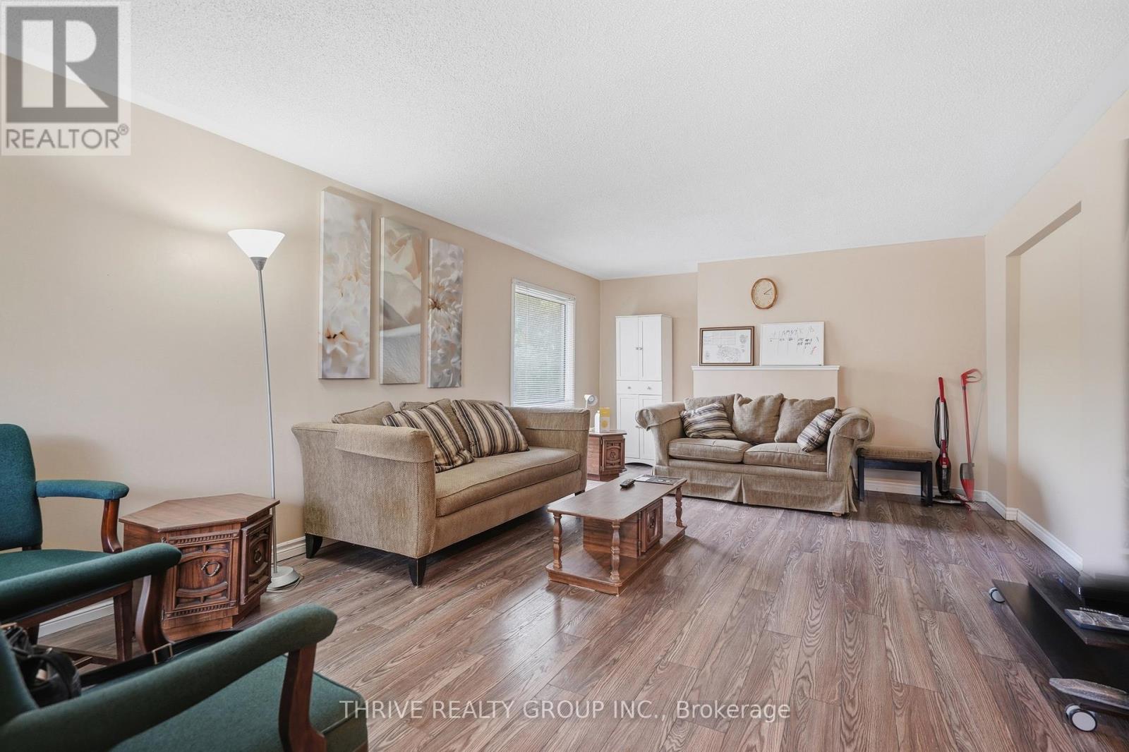 447 Castlegrove Court N, London North, Ontario  N6G 1L2 - Photo 8 - X13019190