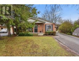 447 CASTLEGROVE COURT N, London North, Ontario