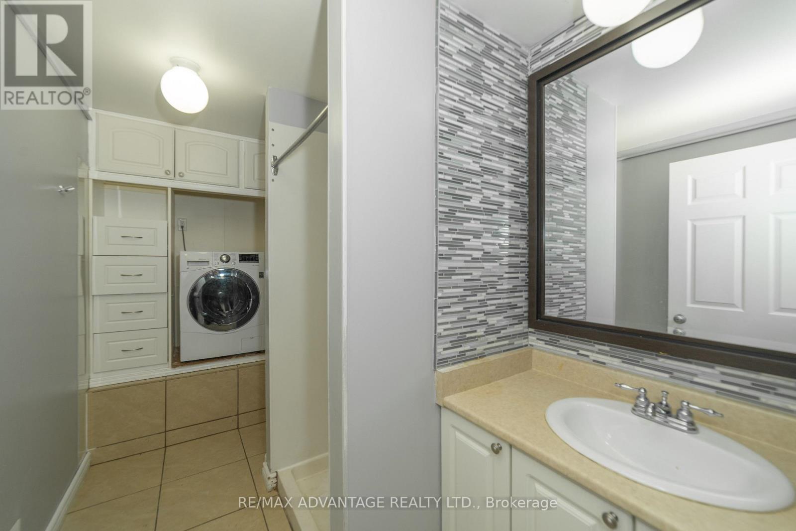 Lower - 17 Sterling Street, London East, Ontario  N5Y 1Y4 - Photo 12 - X13019220