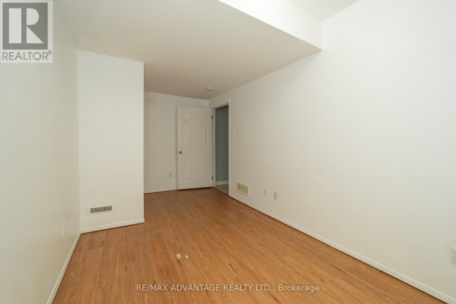 Lower - 17 Sterling Street, London East, Ontario  N5Y 1Y4 - Photo 5 - X13019220