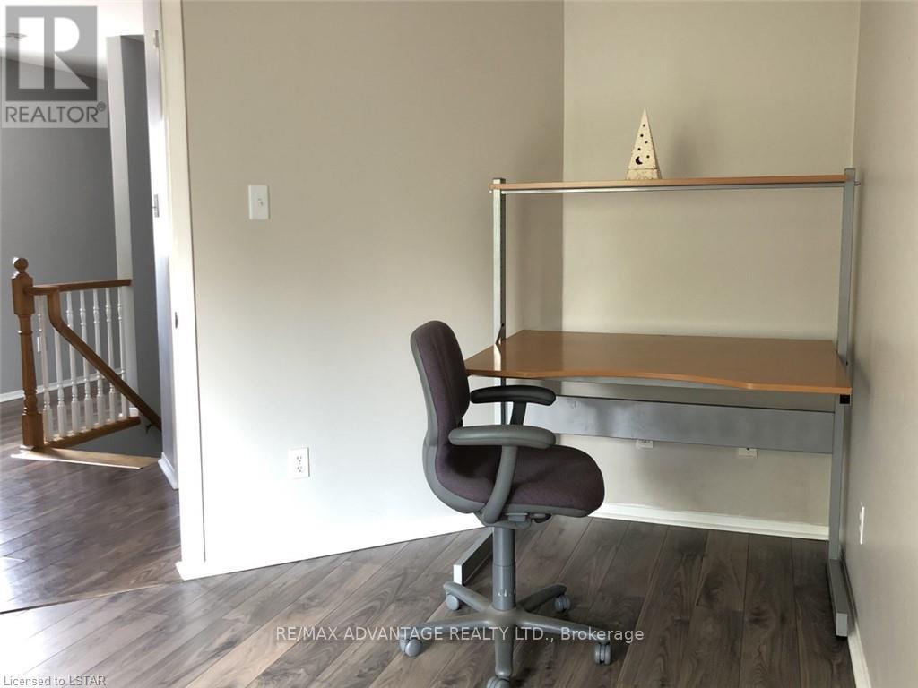 Upper - 17 Sterling Street, London East, Ontario  N5Y 1Y4 - Photo 32 - X13019226