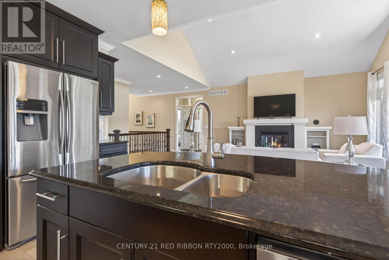 418 Macdonald Street, Strathroy-Caradoc, Ontario  N7G 0B2 - Photo 10 - X13019284