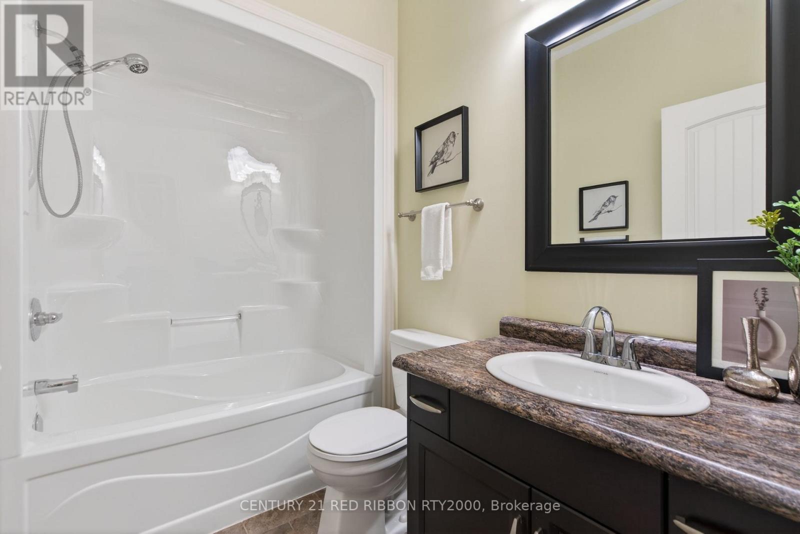 418 Macdonald Street, Strathroy-Caradoc, Ontario  N7G 0B2 - Photo 23 - X13019284