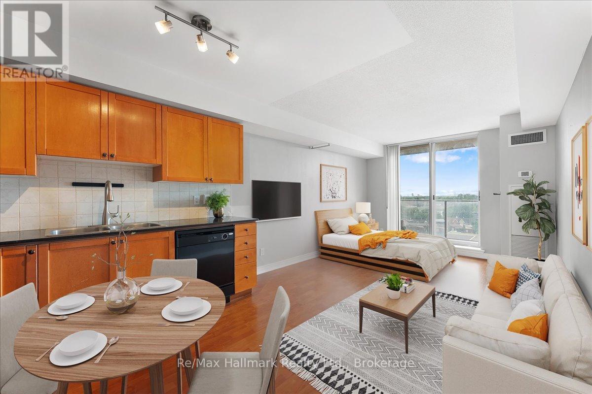 910 - 1369 Bloor Street W, Toronto, Ontario  M6P 4J4 - Photo 1 - C12692486