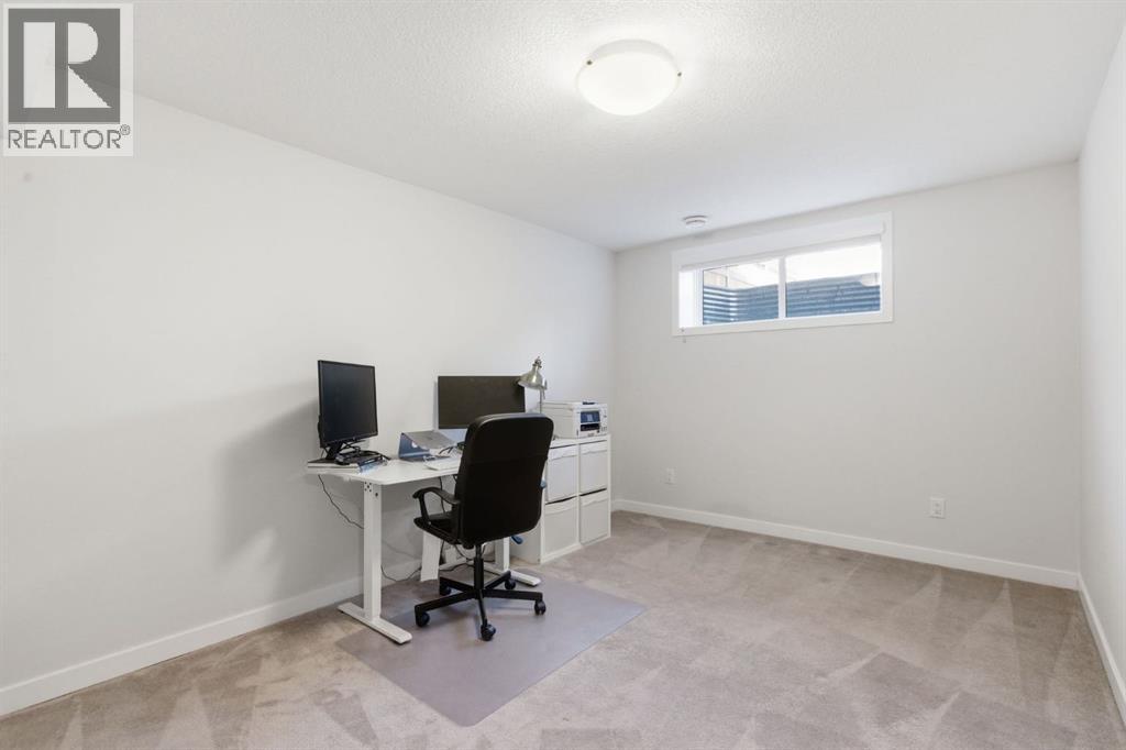 316 Sundown View, Cochrane, Alberta  T4C 2R2 - Photo 38 - A2294661