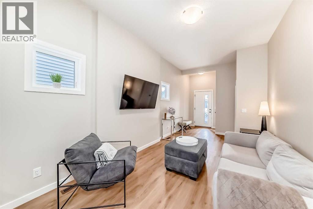 146 Highview Gate SE, Airdrie, Alberta  T4A 3L6 - Photo 10 - A2299424