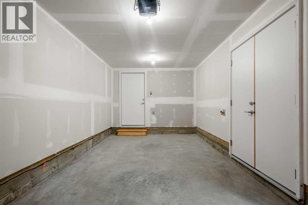 122, 285 Chelsea Court, Chestermere, Alberta  T1X 2W7 - Photo 41 - A2300009