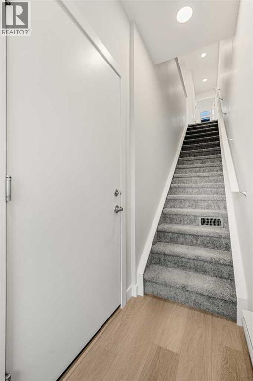 132, 285 Chelsea Court, Chestermere, Alberta  T1X 2W7 - Photo 38 - A2300056