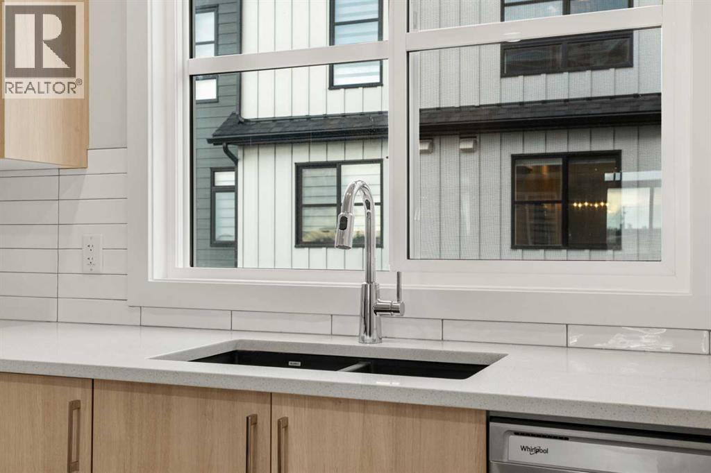 132, 285 Chelsea Court, Chestermere, Alberta  T1X 2W7 - Photo 17 - A2300056