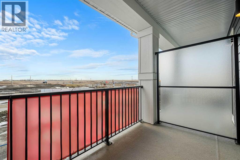 132, 285 Chelsea Court, Chestermere, Alberta  T1X 2W7 - Photo 10 - A2300056