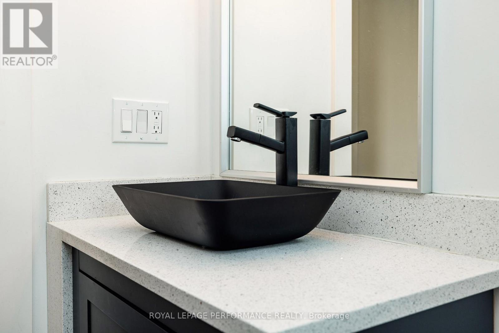 36 Largo Crescent, Ottawa, Ontario  K2G 3C7 - Photo 18 - X13019168