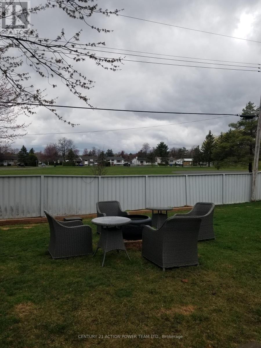 B - 1512 Blackheath Street, Ottawa, Ontario  K1E 1K7 - Photo 14 - X13019320