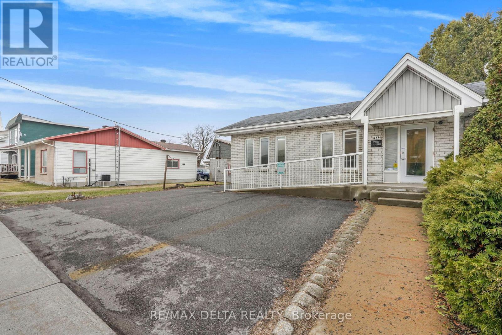 377 St Philippe Street, Alfred And Plantagenet, Ontario  K0B 1A0 - Photo 2 - X13019418