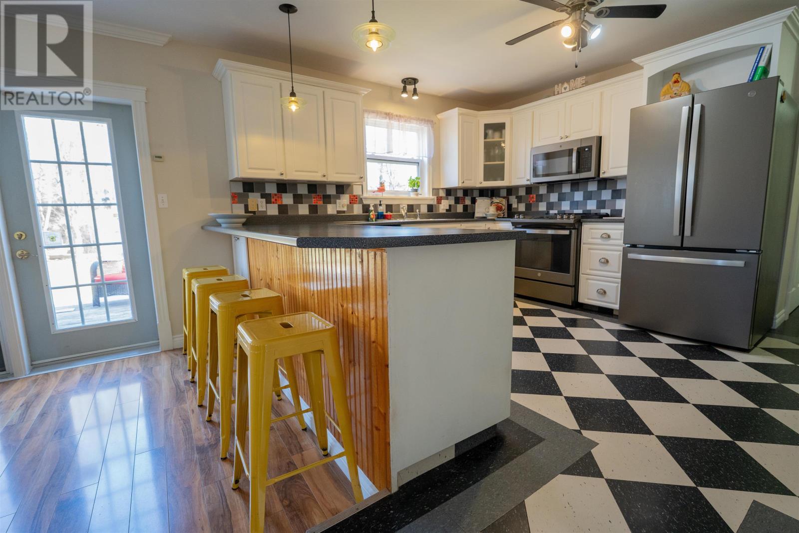 100 Battery Point Drive, Stratford, Prince Edward Island  C1B 2K8 - Photo 5 - 202607966