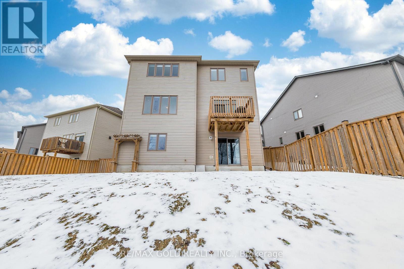 201 Mcfarlane Crescent, Centre Wellington, Ontario  N1M 0G5 - Photo 47 - X12907158