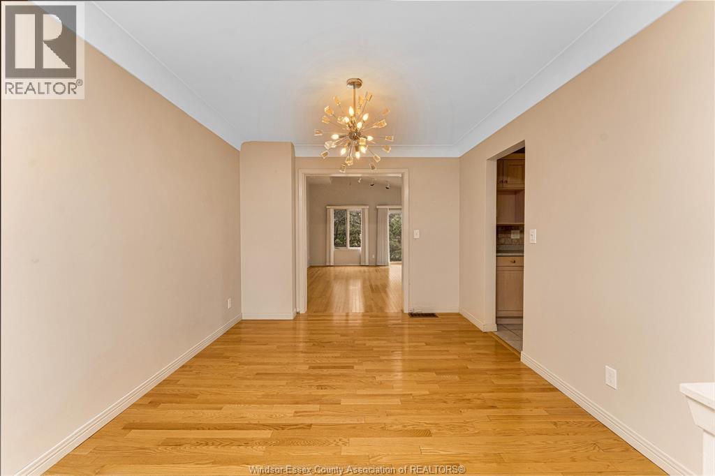 313 Barry Avenue, Tecumseh, Ontario  N8N 2G2 - Photo 13 - 26008575