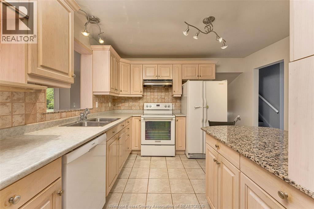 313 Barry Avenue, Tecumseh, Ontario  N8N 2G2 - Photo 15 - 26008575