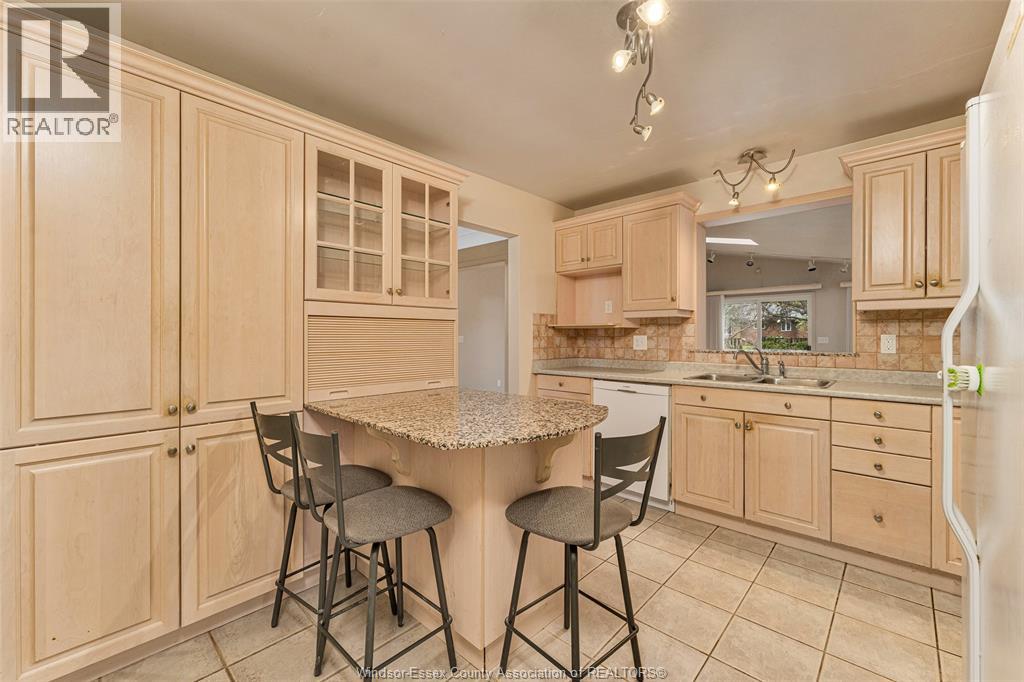 313 Barry Avenue, Tecumseh, Ontario  N8N 2G2 - Photo 17 - 26008575