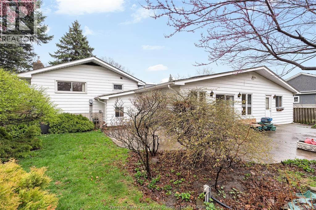 313 Barry Avenue, Tecumseh, Ontario  N8N 2G2 - Photo 6 - 26008575