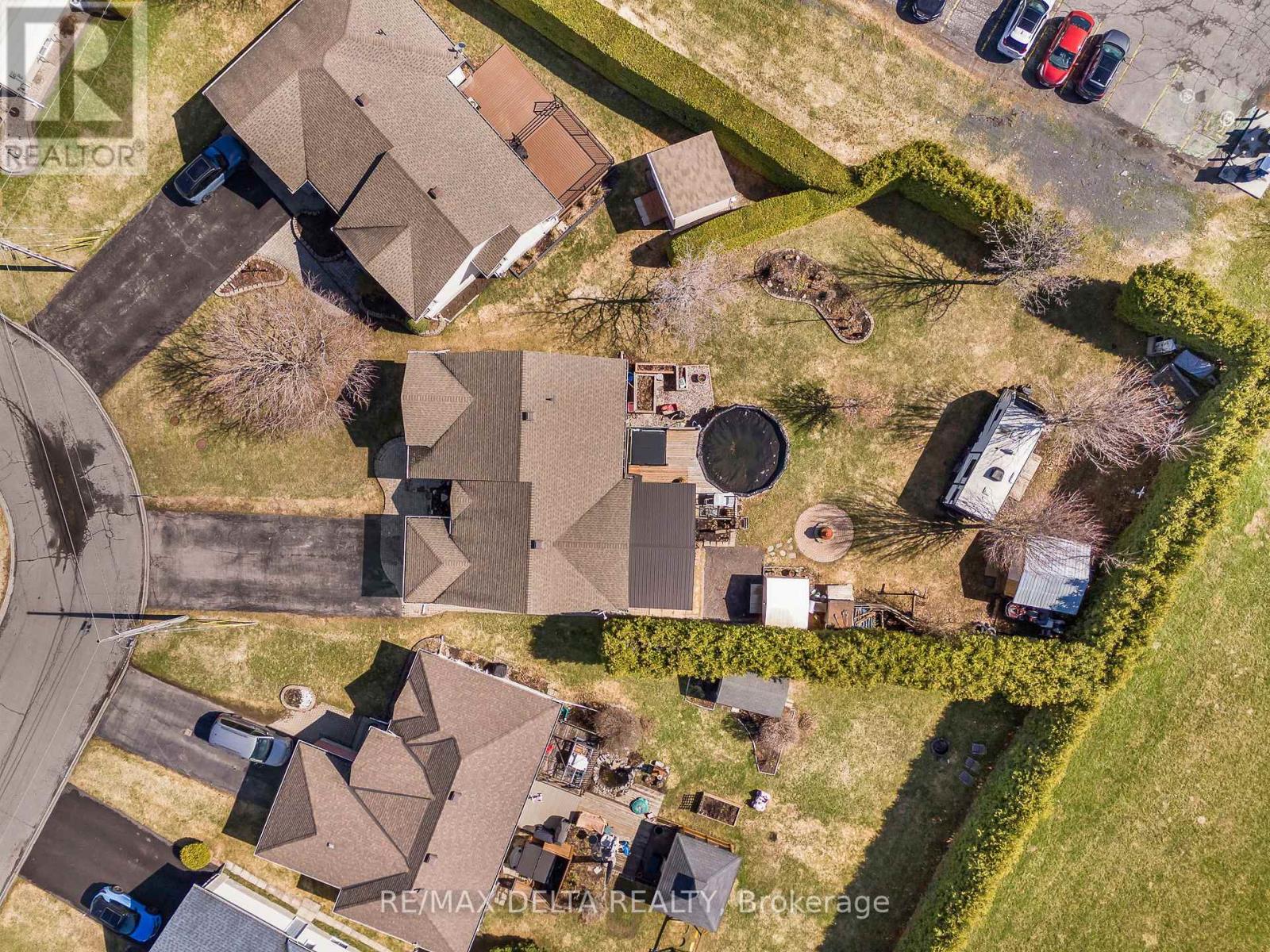 677 Ste Marie Street, Casselman, Ontario  K0A 1M0 - Photo 38 - X12947604