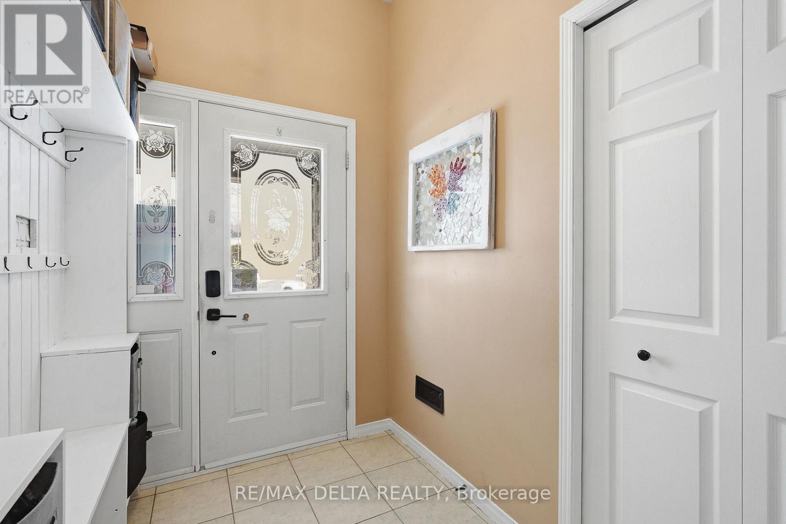 677 Ste Marie Street, Casselman, Ontario  K0A 1M0 - Photo 7 - X12947604