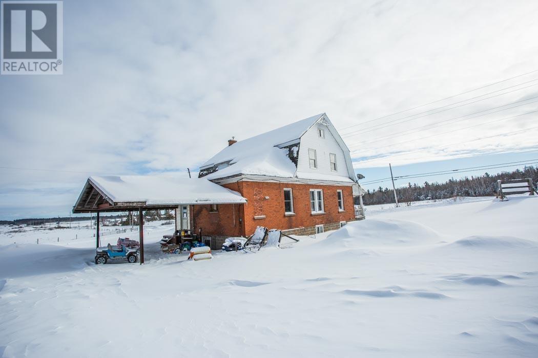 3064 Government Rd, Whole Package, Laird, Ontario  P0R 1E0 - Photo 15 - SM252797