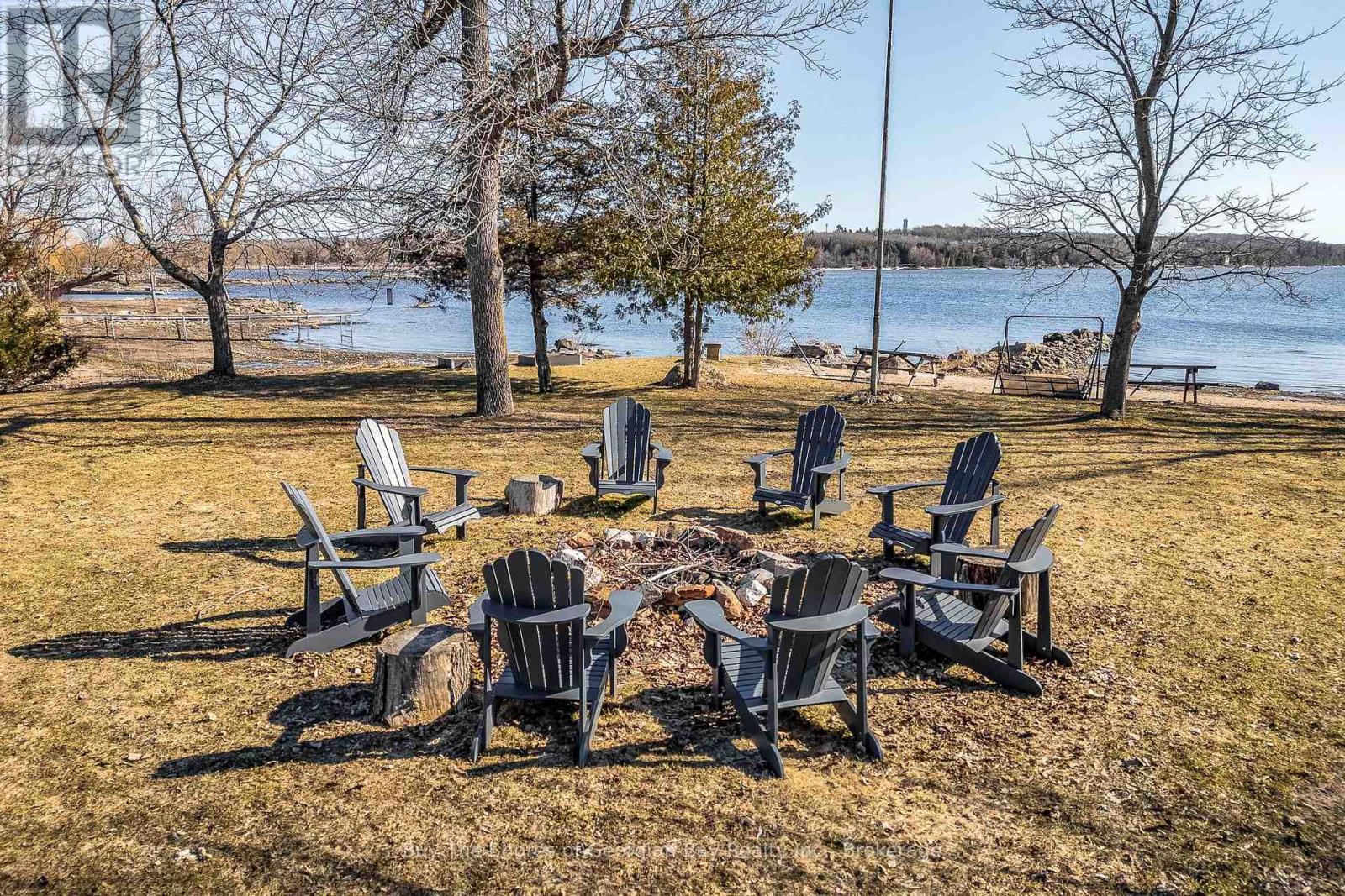 17 Wilcox Road, Tay, Ontario  L4S 2H3 - Photo 3 - S13019356