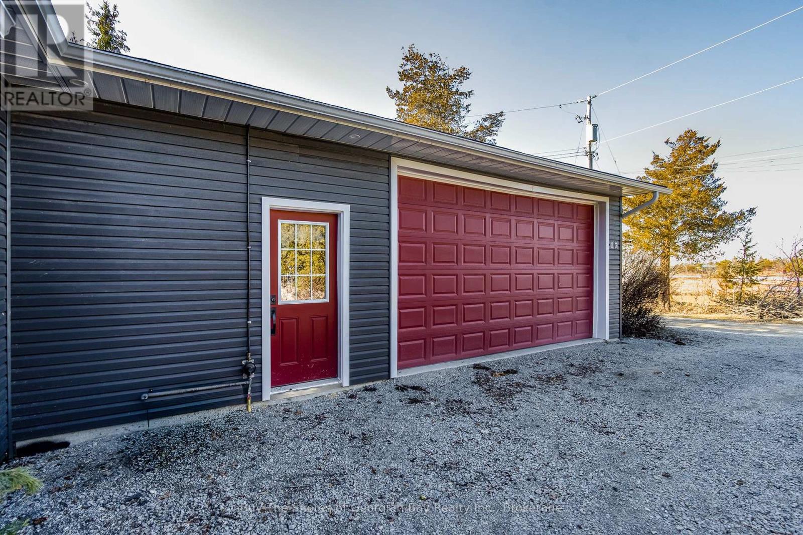 17 Wilcox Road, Tay, Ontario  L4S 2H3 - Photo 8 - S13019356