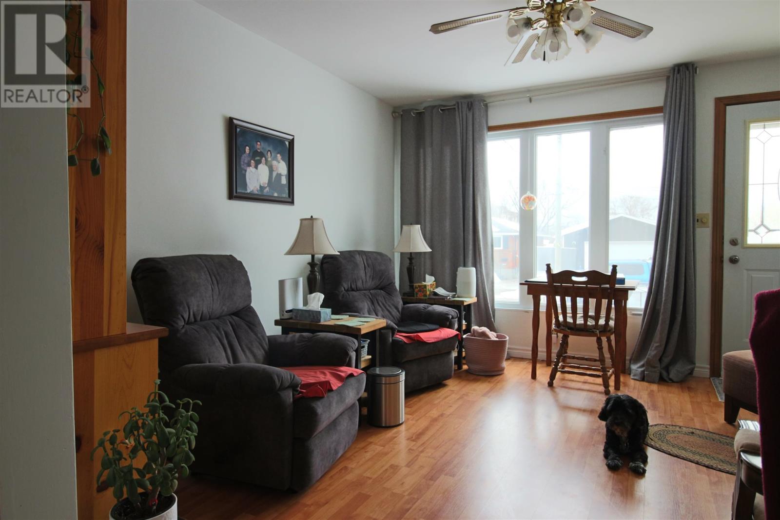 281 Pittsburgh Ave, Sault Ste. Marie, Ontario  P6C 5B7 - Photo 12 - SM260561