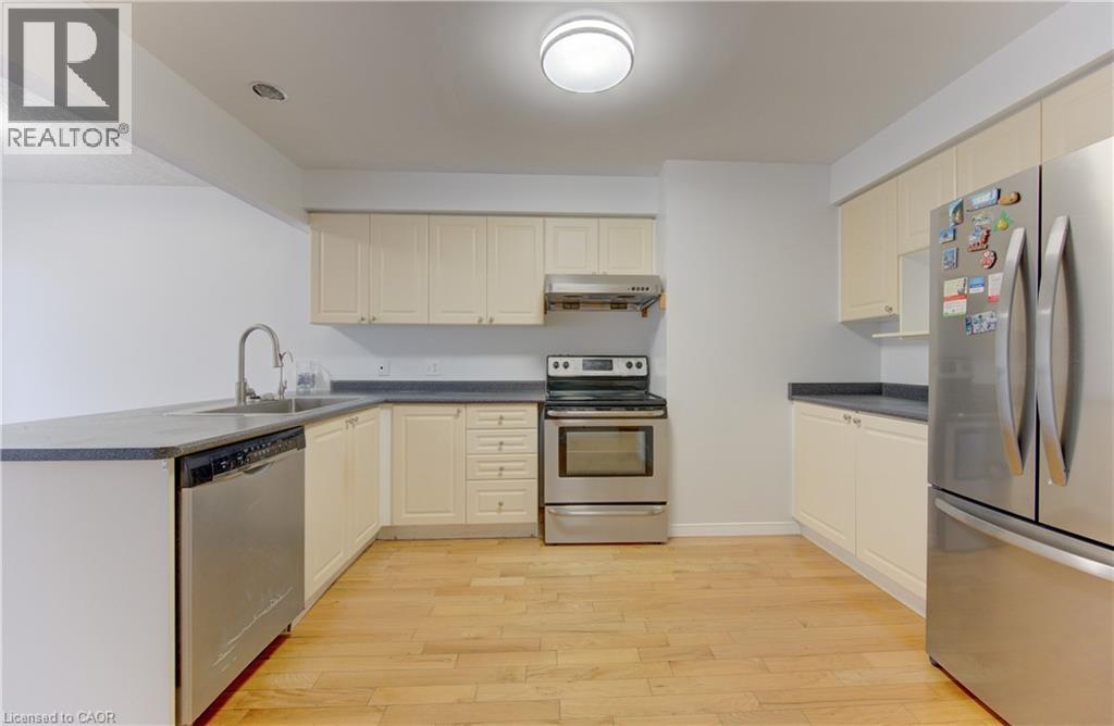 413 Laurel Gate Drive, Waterloo, Ontario  N2T 2S6 - Photo 8 - 40822358