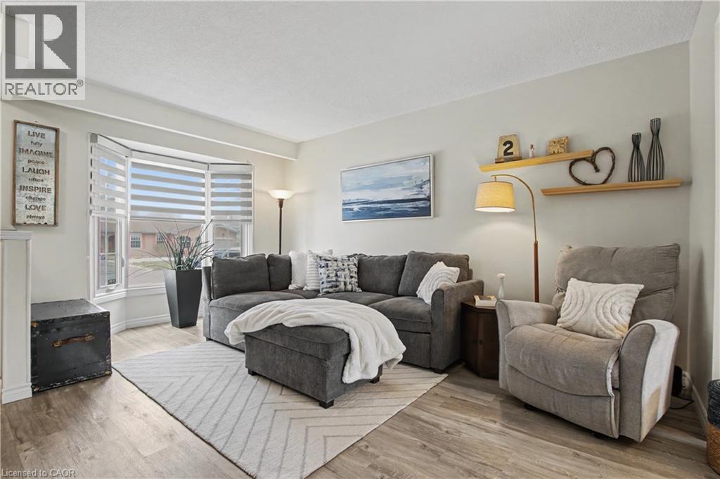 21 Greystone Crescent, St. Catharines, Ontario  L2N 6P1 - Photo 9 - 40822045