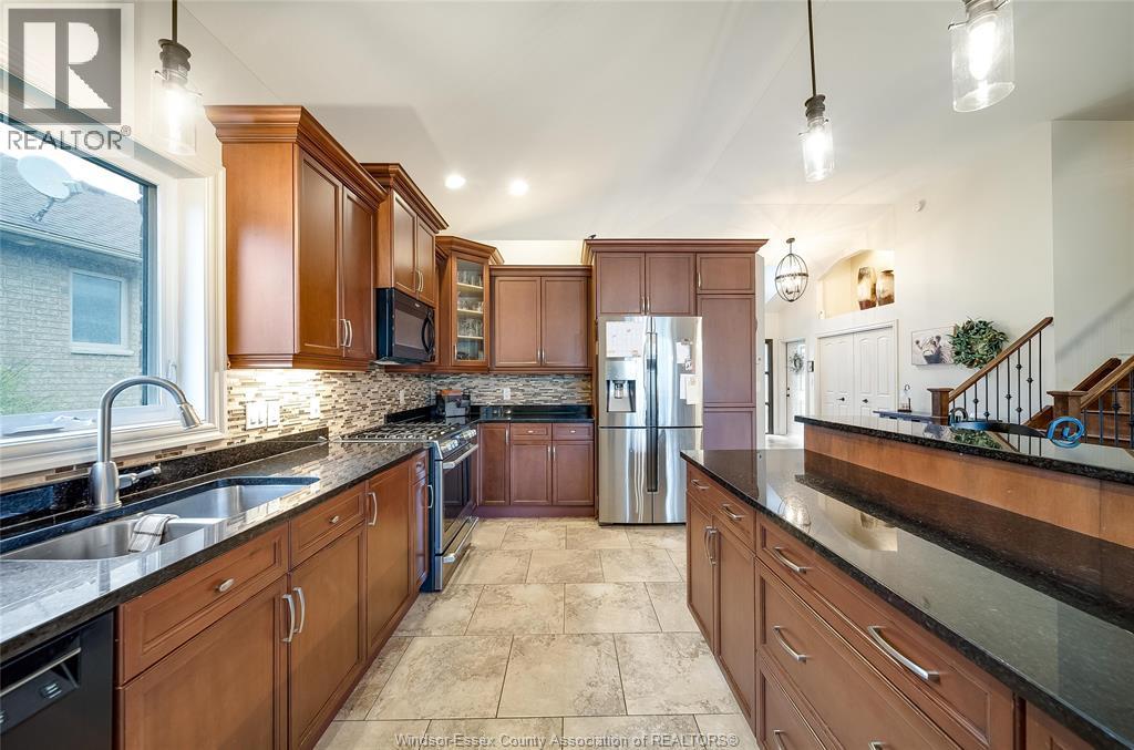 166 Woodycrest, Kingsville, Ontario  N9Y 0A4 - Photo 8 - 26008396