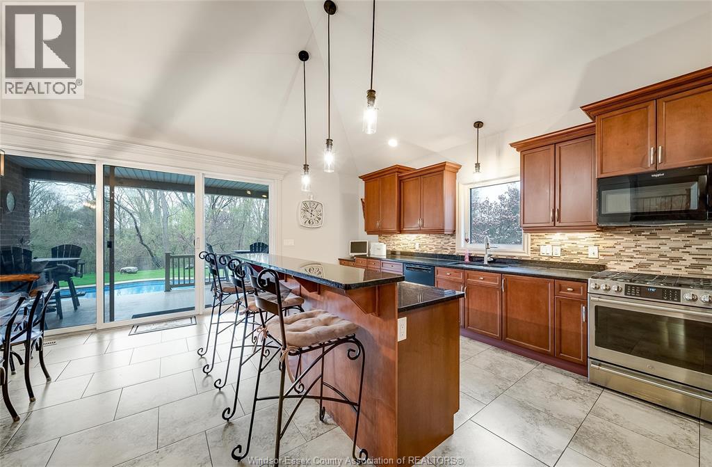 166 Woodycrest, Kingsville, Ontario  N9Y 0A4 - Photo 7 - 26008396