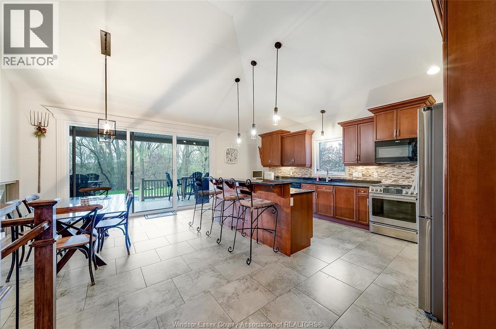 166 Woodycrest, Kingsville, Ontario  N9Y 0A4 - Photo 6 - 26008396