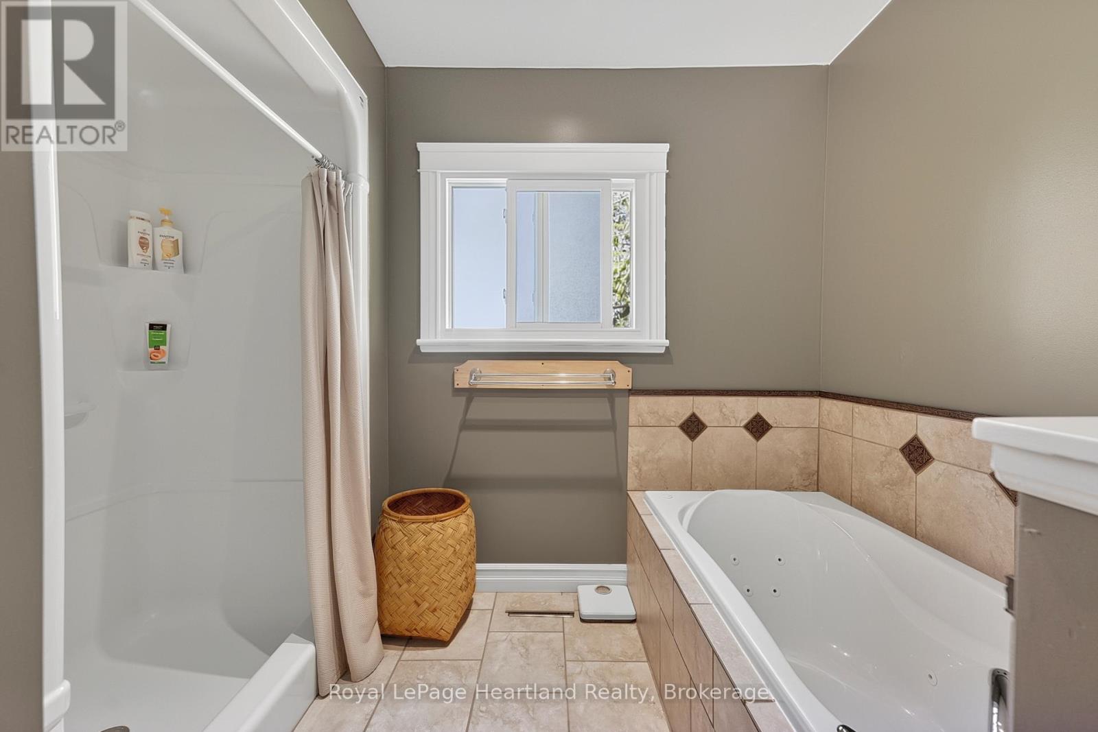 42163 Front Road, Huron East, Ontario  N0K 1W0 - Photo 25 - X13019390