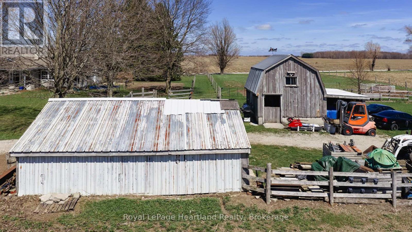 42163 Front Road, Huron East, Ontario  N0K 1W0 - Photo 38 - X13019390