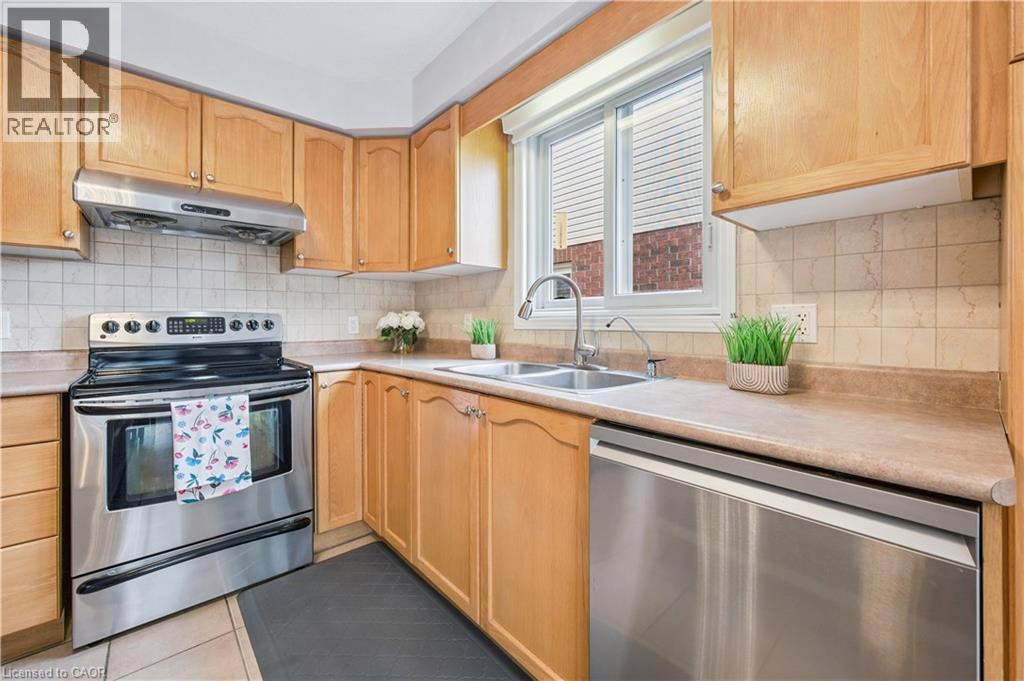 202 Sleaford Street, Waterloo, Ontario  N2J 4Z8 - Photo 16 - 40817499