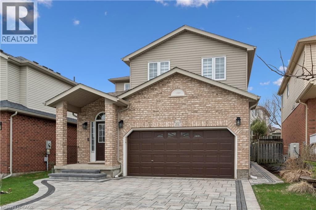 202 Sleaford Street, Waterloo, Ontario  N2J 4Z8 - Photo 2 - 40817499