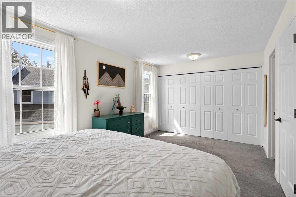 26, 28 Berwick Crescent NW, Calgary, Alberta  T3K 1Y7 - Photo 21 - A2302102