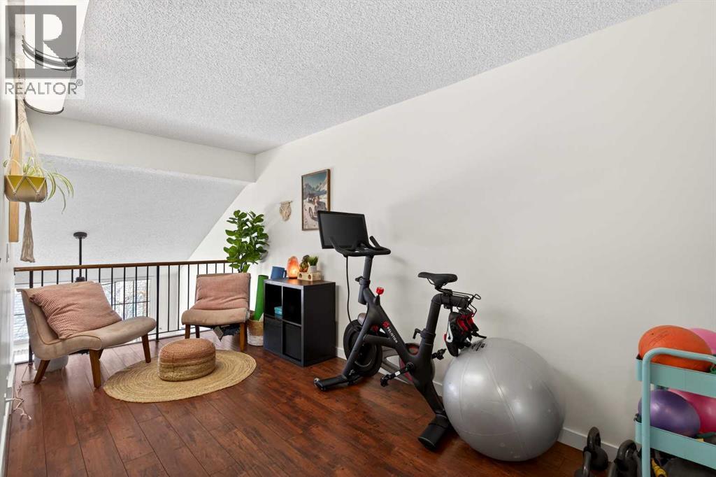 26, 28 Berwick Crescent NW, Calgary, Alberta  T3K 1Y7 - Photo 25 - A2302102