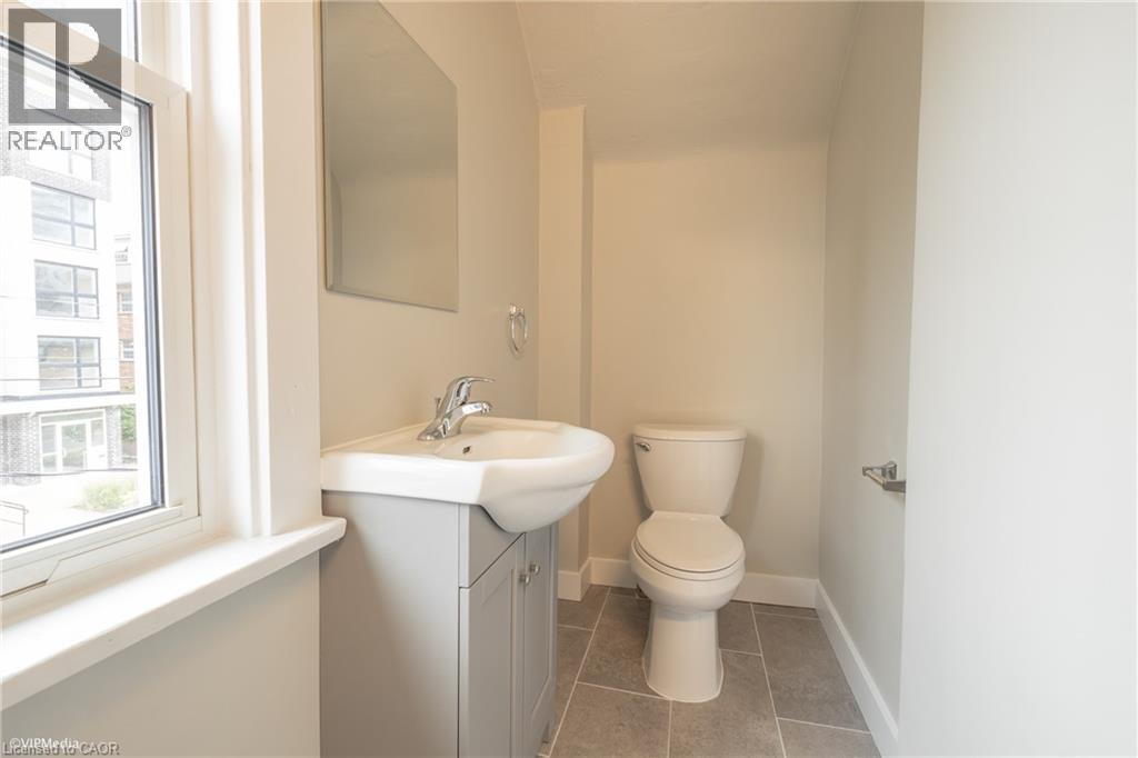 177 Regina Street N, Waterloo, Ontario  N2J 3B4 - Photo 14 - 40810459