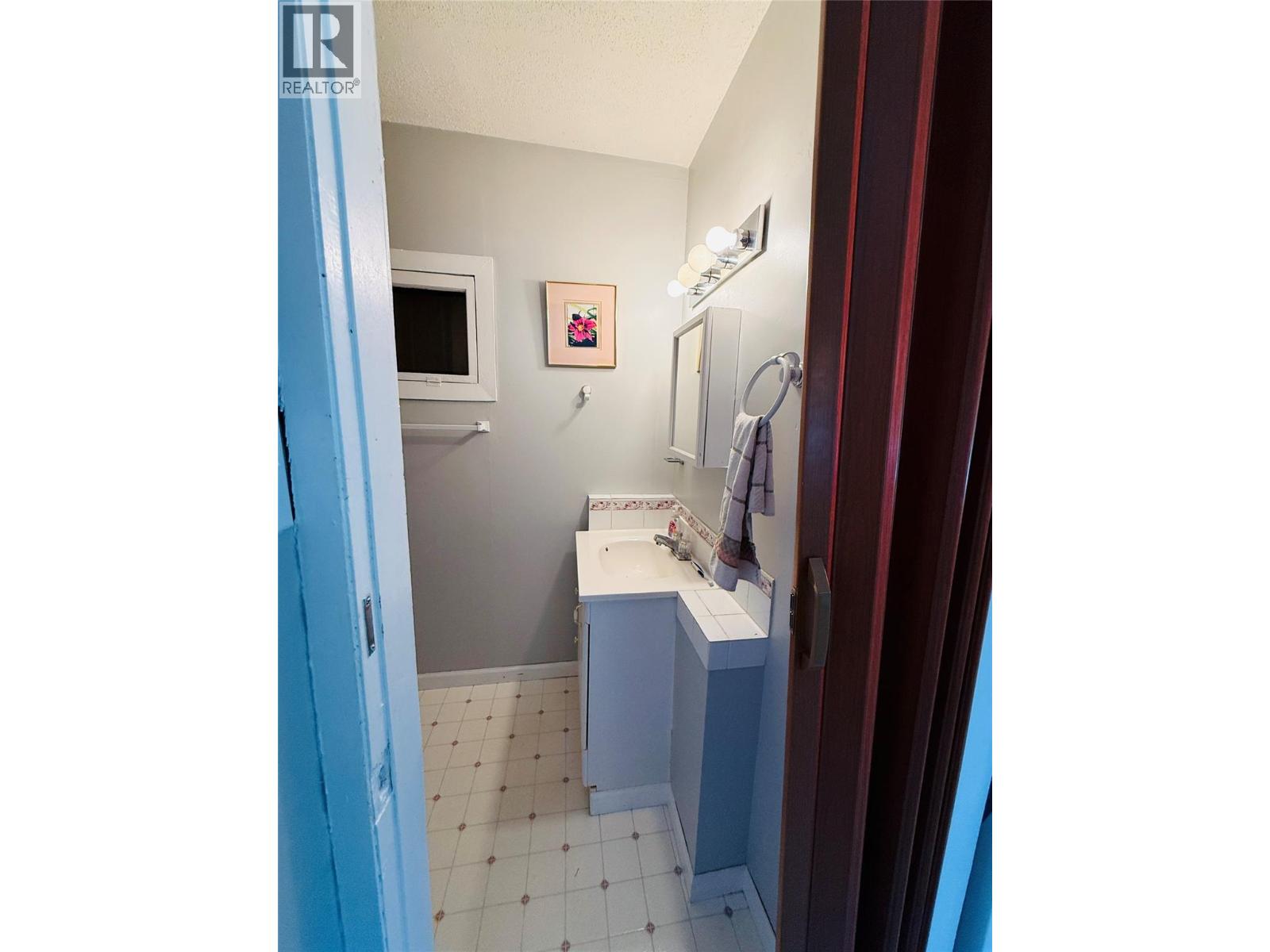 4688 Poplar Street, Windermere, British Columbia  V0B 2L2 - Photo 19 - 10357926