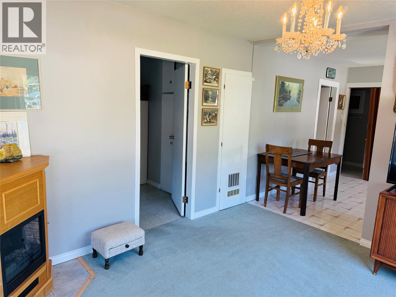 4688 Poplar Street, Windermere, British Columbia  V0B 2L2 - Photo 14 - 10357926