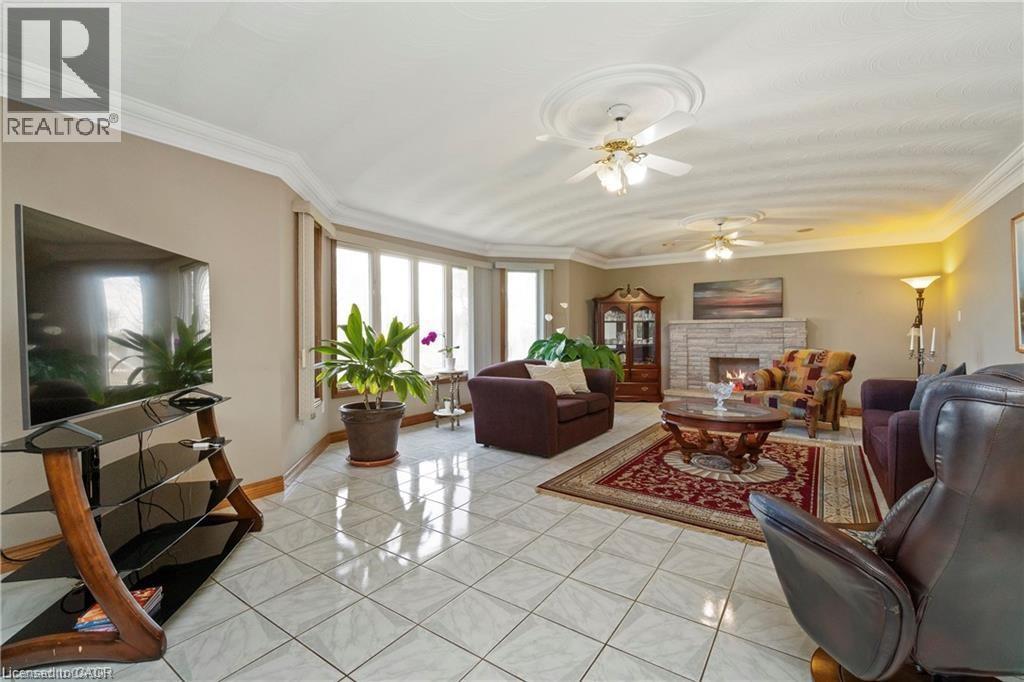 266 Sumach Drive, Burlington, Ontario  L7T 0B5 - Photo 14 - 40818345