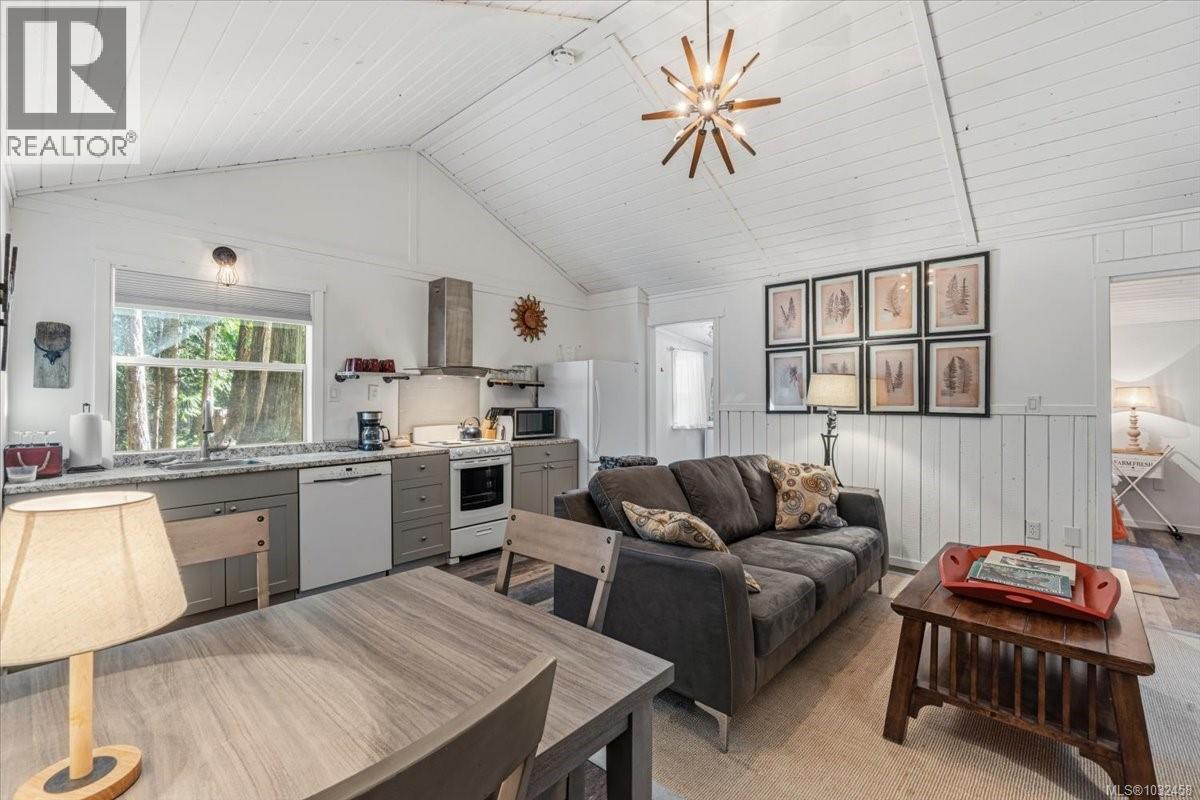 324 Chester Rd, Qualicum Beach, British Columbia  V9K 1B9 - Photo 47 - 1032458