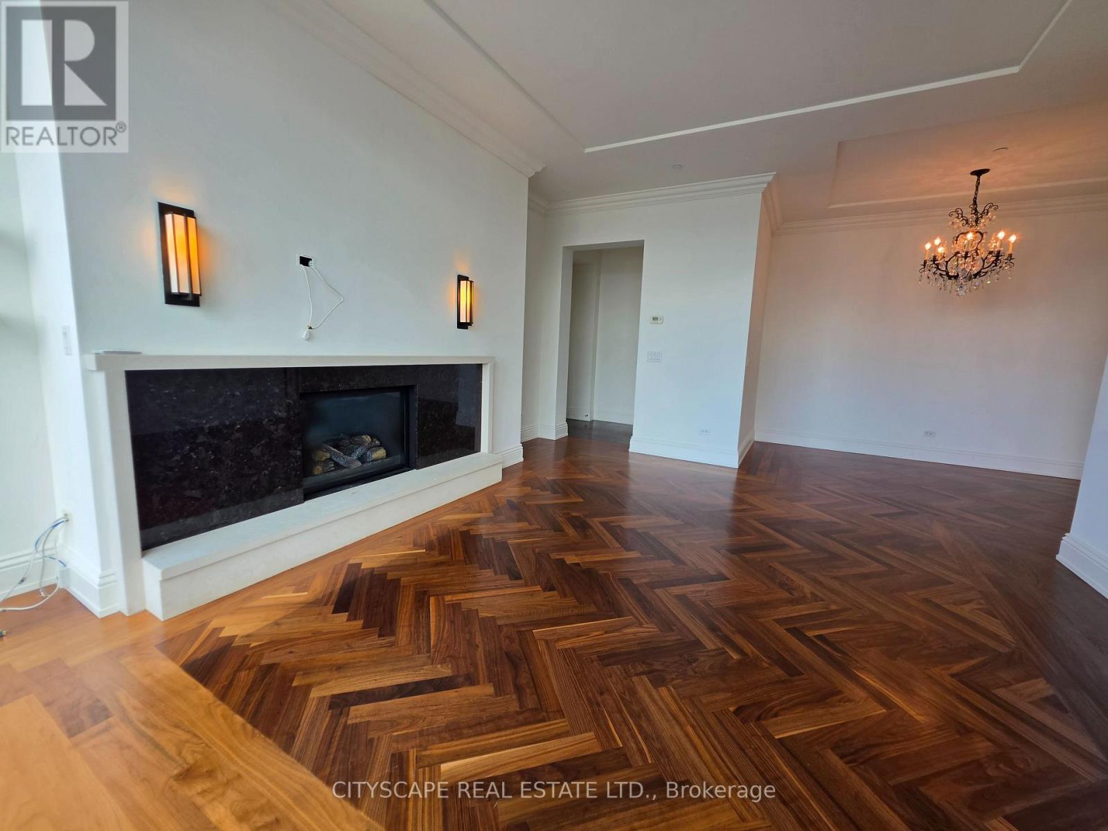 4002 - 183 Wellington Street, Toronto, Ontario  M5V 0A1 - Photo 2 - C13019160